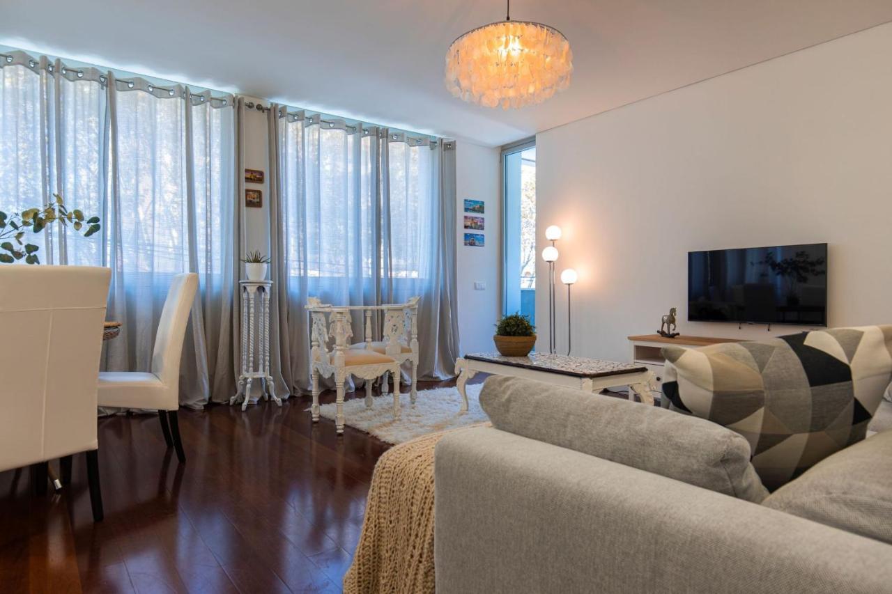 Touch Of Class 2Bdr Apartment By Lovelystay กาชไกช์ ภายนอก รูปภาพ